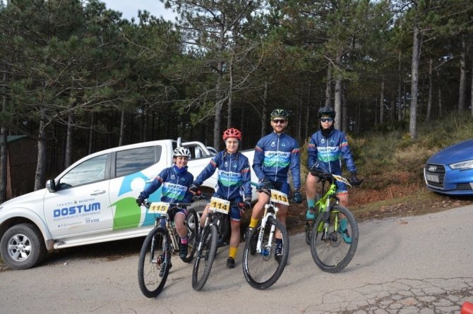 Belediyespor bisiklet takımı dört dörtlük