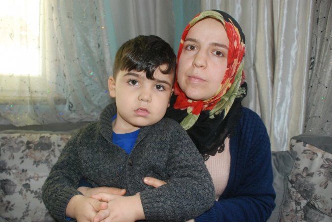 Minik Ahmet’in ölümden kurtardığı ailesi destek bekliyor