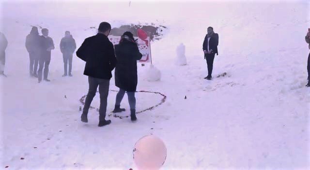 Kelltepe Kayak Merkezi’nde sürpriz evlilik teklifleri
