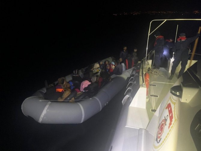 Kuşadası’nda 34 düzensiz göçmen yakalandı
