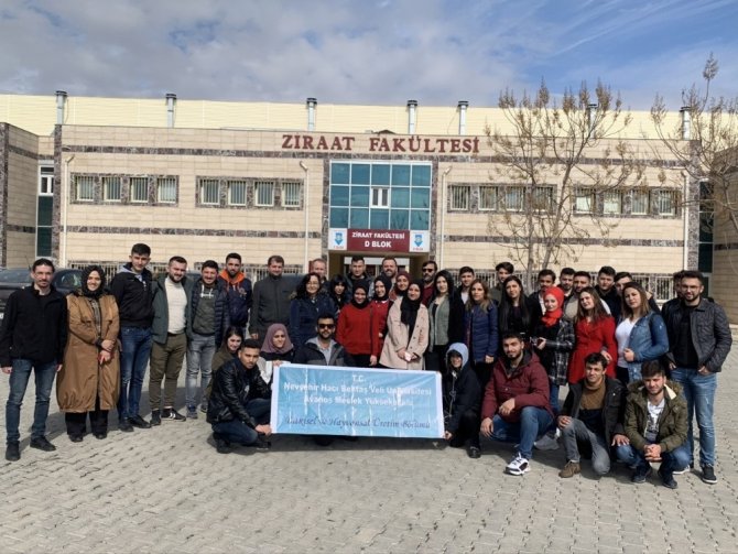 NEVÜ Avanos MYO öğrencileri Şanlıurfa 7.Tarım fuarına katıldı