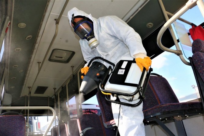 Körfez’de halk otobüsleri ve taksiler dezenfekte edildi