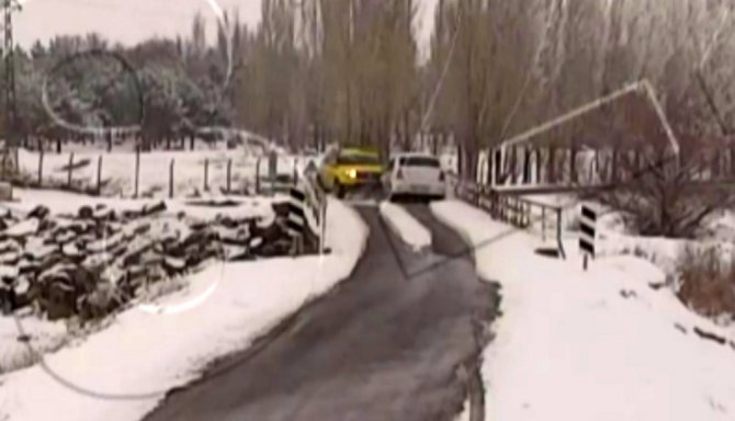 Ağrı, Kars ve Iğdır’da meydana gelen trafik kazaları kameralara yansıdı
