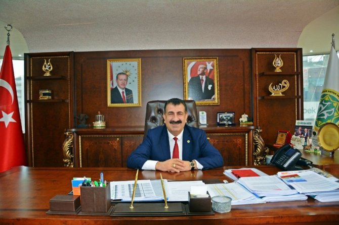 TÜDKİYEB Genel Başkanı Çelik: "196 bin 116 yetiştiricimizin hesaplarına 580 milyon lira 27 Mart’ta yatmış olacak”