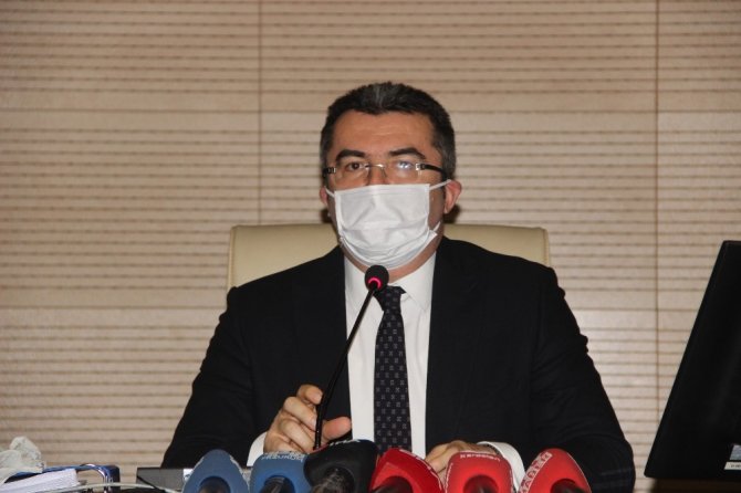Erzurum Valisi Okay Memiş: “Virüsle mücadeleyi adeta terörle mücadele gibi değerlendiriyoruz”