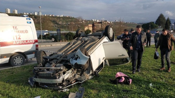 Samsun’da kaza yapan polis ölümden döndü