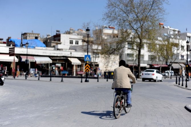 Korona virüs Gaziantep’in tarihi mekanlarını sessizliğe bürüdü