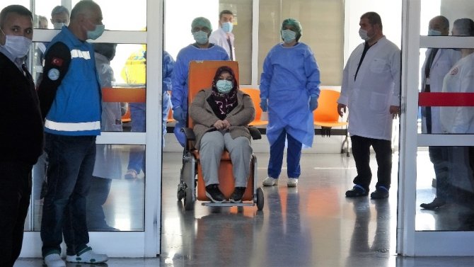 Tokat’ta korona virüsü yenen 41’inci hasta taburcu edildi