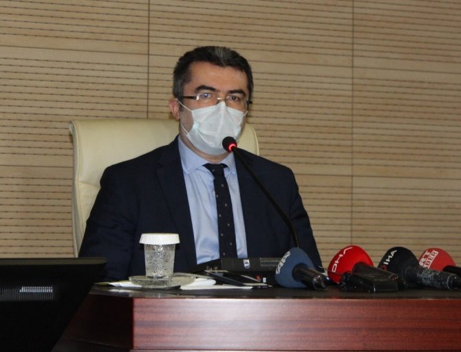 Vali Memiş: “Erzurum’da 2 hastamızı kaybettik 60’ın üzerinde taburcumuz var”