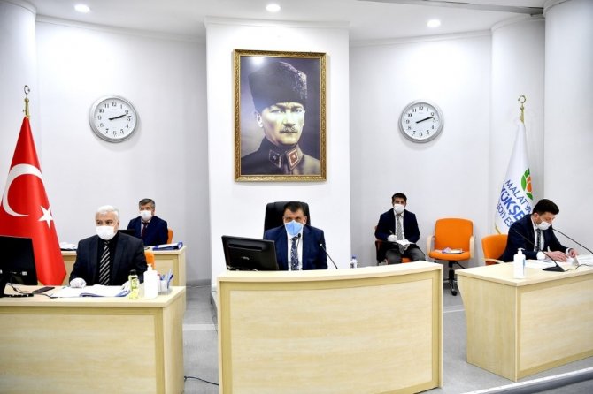 Malatya Büyükşehir Belediyesi kira alacaklarını erteledi