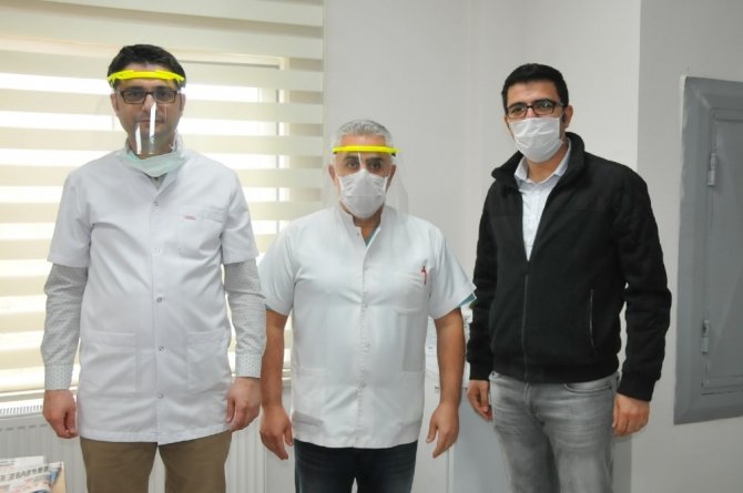 Akşehir Belediyesinden siperlik maske