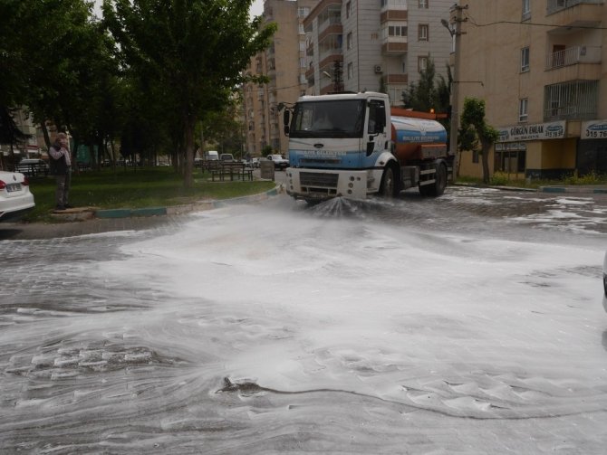 Paşabağı sokak sokak yıkanarak dezenfekte edildi