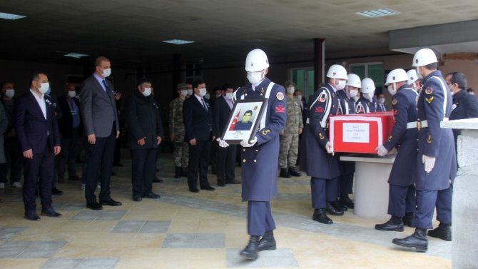 Silah kazası sonucu vazife malulü olan Jandarma er 21 yıl sonra şehit oldu