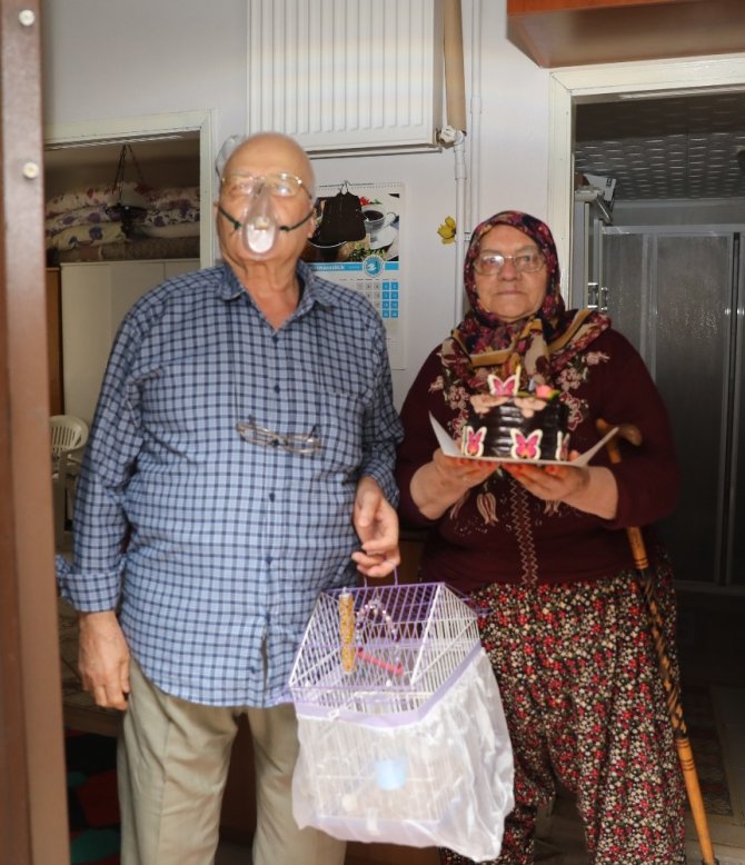 Türkyılmaz’dan 78 yaşındaki çifte sürpriz