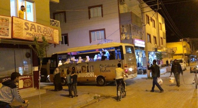 Kızıltepeliler belediyenin üstü açık otobüsünde moral buldu