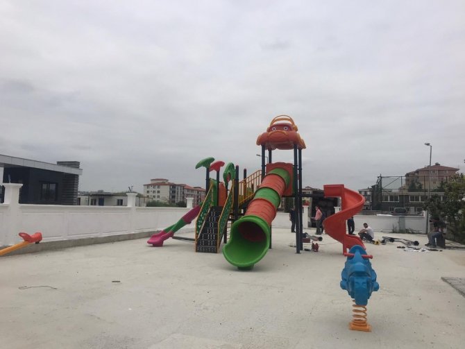 Süleymanpaşa, çocuk parkları ile donatılıyor