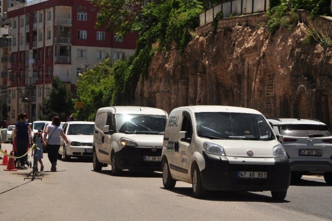 Kısıtlama sona erdi, Mardin’de vatandaşlar sokakları doldurdu