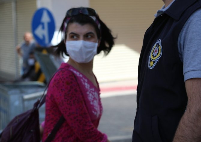 Elazığ’da maske takmayana 800 TL ceza