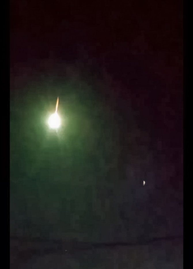 Ardahan’da meteorun gökyüzünden kayma anı kameraya yansıdı