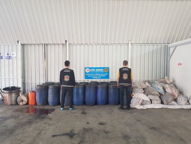 Gümrük Muhafaza ekipleri İskenderun’da 668 litre sahte içki ele geçirdi