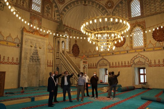 Vakıflar Bölge Müdürü Nurullah Osmanlı Akşehir’i ziyaret etti