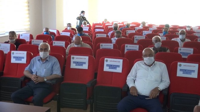 Erdemli Belediye Meclisi’nden sağlık çalışanlarına vefa