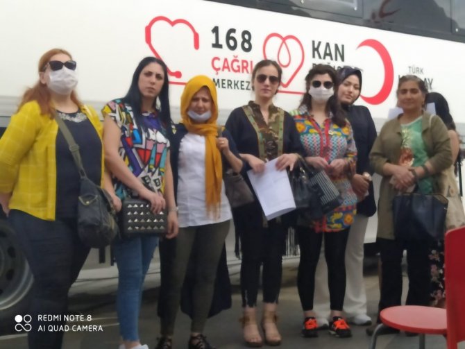 Bağlar Belediyesinin kadın çalışanları kan bağışında bulundu