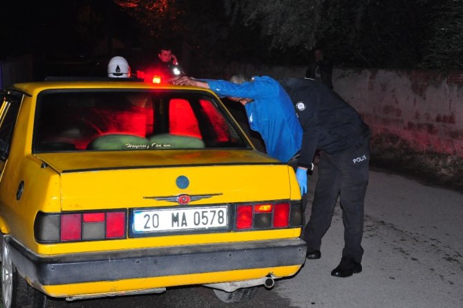Polisin kaza yapan alkollü sürücü ile imtihanı