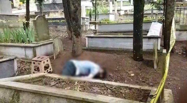 Çocuk doktorunun mezarlıkta şok eden ölümü