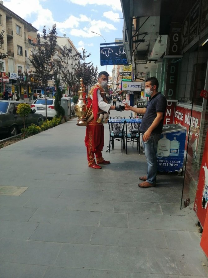 Nevşehir’de ağızlar Osmanlı şerbeti ile tatlanıyor