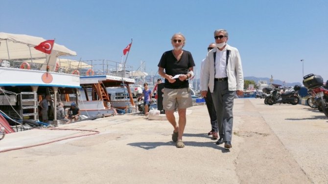 Batı Antalyalı denizciler virüsün olmadığı su altı için misafirlerini bekliyor