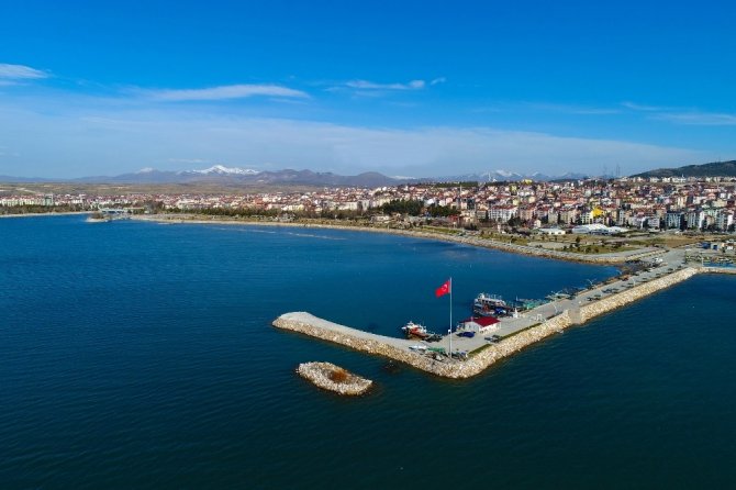 Beyşehir Gölünü koruyacak proje Dünya Çevre Gününde başladı