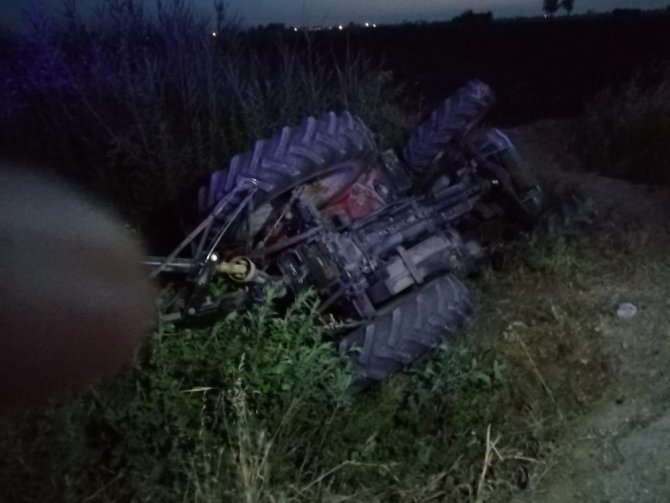 Tarsus’ta traktörün altında kalan şahıs yaralandı