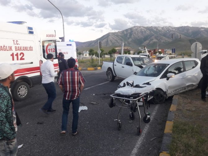 Van’da trafik kazası, 4 yaralı