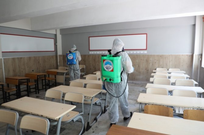 Melikgazi’de sınav öncesi tüm okullar dezenfekte ediliyor