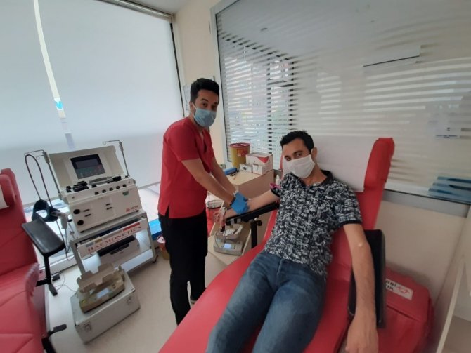 Belediye personelinden kan bağışına desteği