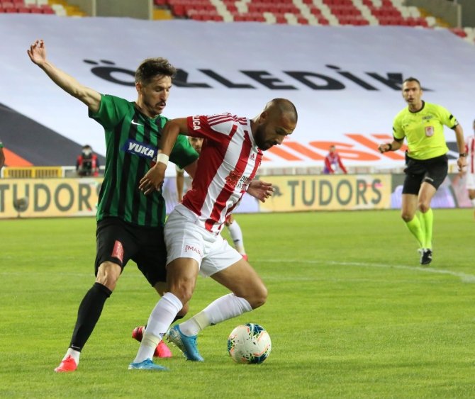 Süper Lig: Sivasspor: 1 - Denizlispor: 0 (Maç sonucu)