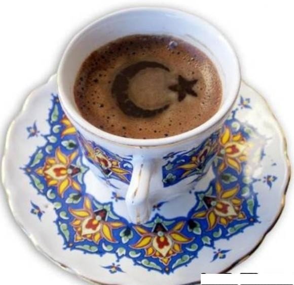 Türk kahvesi sadece bir içecek değil aynı zamanda sosyalleşme aracı oldu