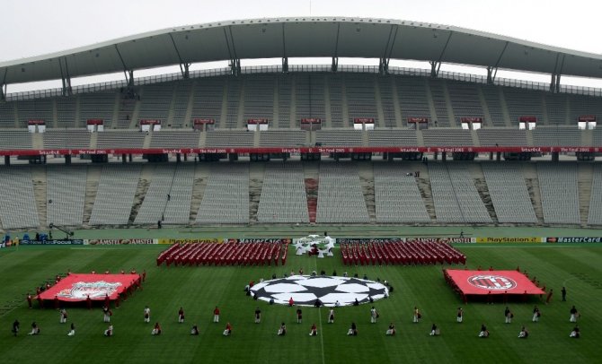 UEFA, 2021 finali için ‘İstanbul’ dedi