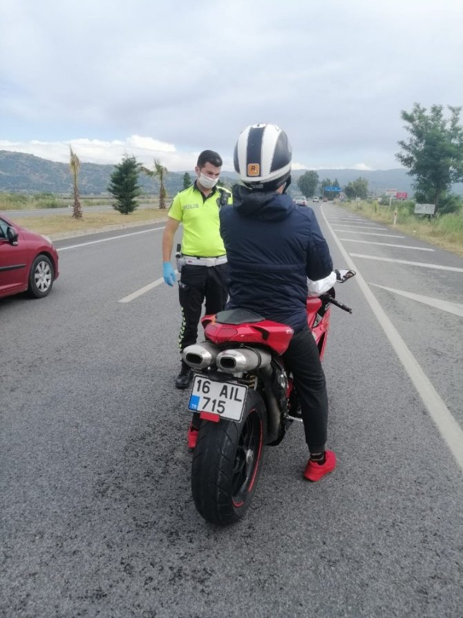 Aydın’da motosiklet sürücülerine yönelik denetimler sıklaştırıldı